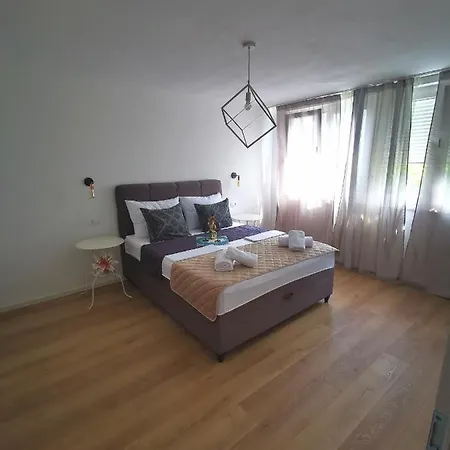 Center Bravos Apartment