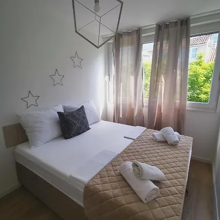 Center Bravos Apartment Makarska
