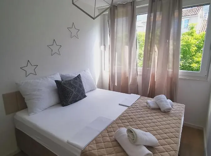 Center Bravos Daire Makarska