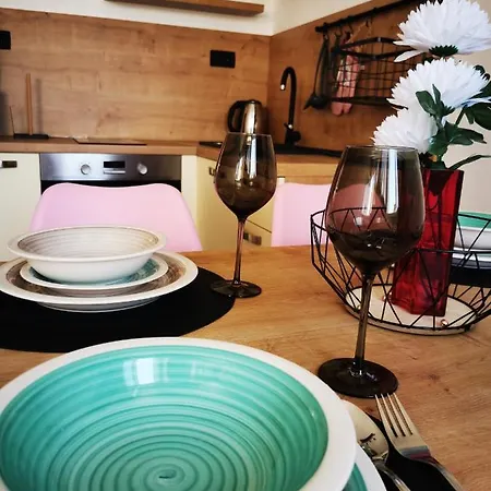 Center Bravos * Μακάρσκα