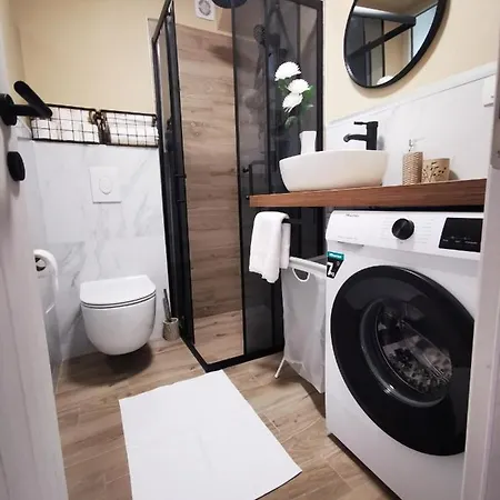 Center Bravos * Μακάρσκα