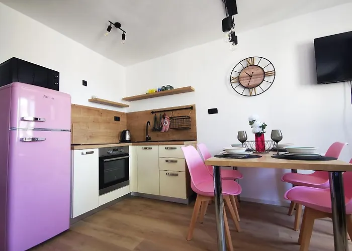 Center Bravos Makarska